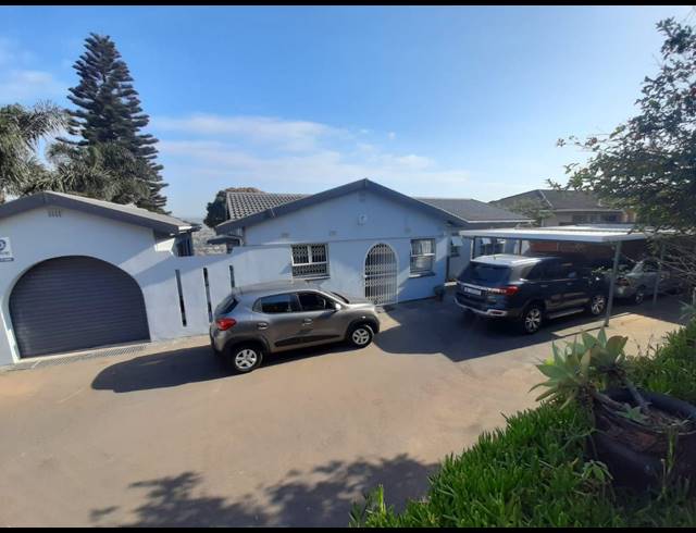 3 BEDROOM HOUSE FOR SALE IN TREASURE BEACH